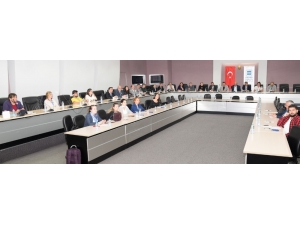 Ar-ge Ve Tasarım Merkezleri Kurulumu Bilgilendirme Toplantısı Düzenlendi