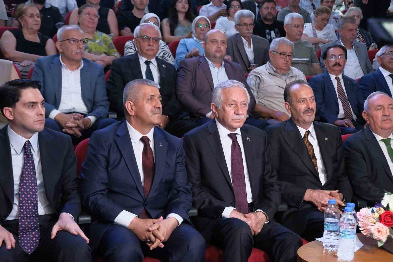 mhp-li-sahin-ya-silahlar-gomulecek-ya-da-silahlariyla-gomulecekler