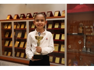 Sanko İlkokulu Öğrencisi Piyano Yarışmasında Üçüncü Oldu