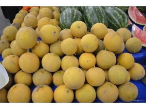 Kavun Satıcılarının Yüzü Gülüyor