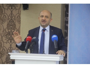 Başbakan Yardımcısı Fikri Işık: "Recep Tayyip Erdoğan’ın Karşısında Ülkeyi Yönetecek Bilgi Ve Birikimde Aday Yok"