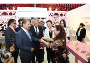 Gül Fuarı Isparta’da Açıldı