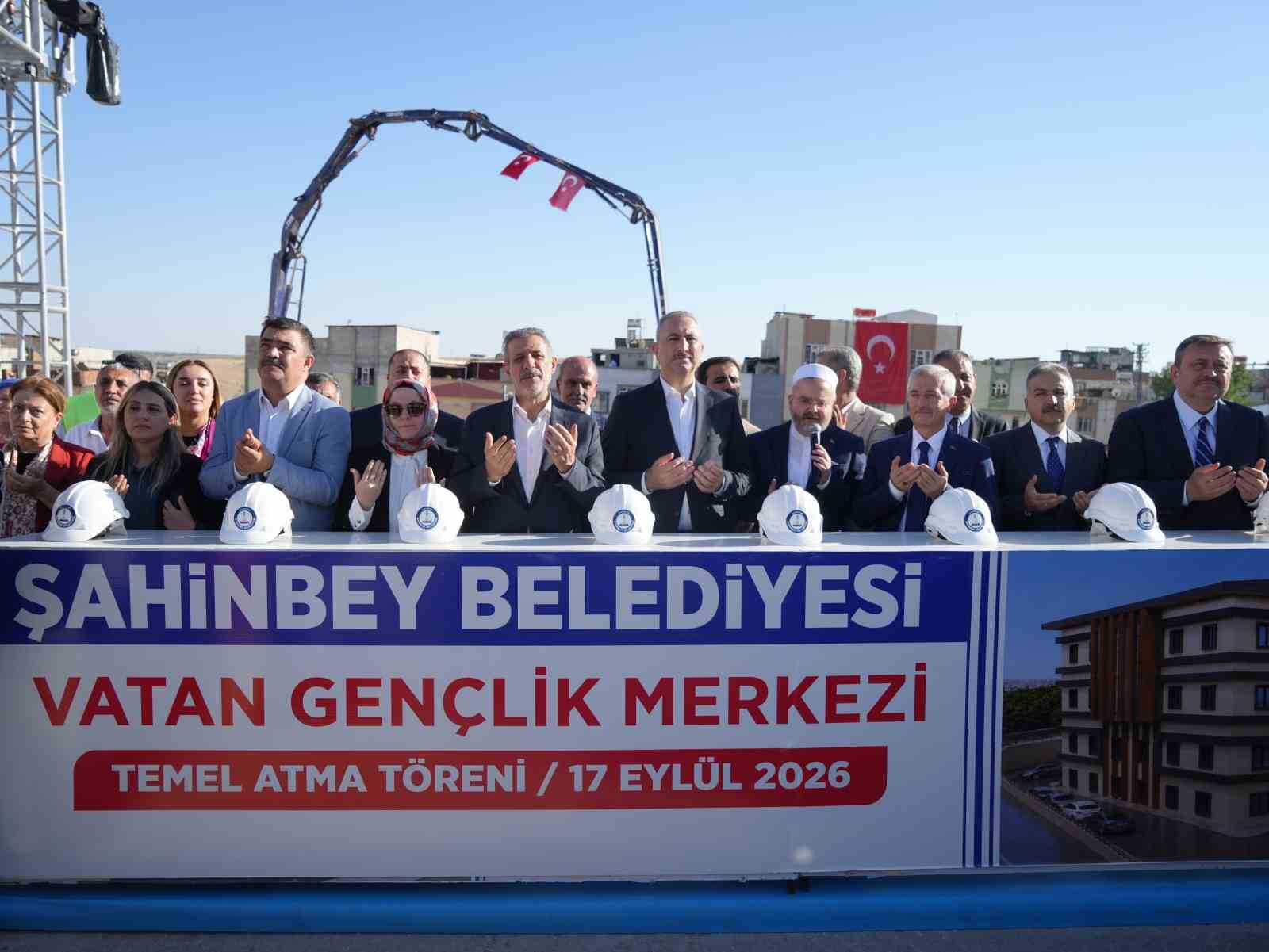 sahinbey-belediyesinden-vatan-mahallesi-ne-dev-tesis