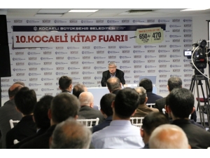 Dr. Ahmet Uçar, “Abdülhamit Han İslam Dünyası’na El Atmıştır”