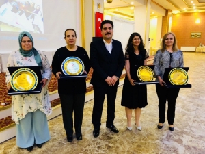 Mardin’de Sağlık Çalışanları İçin Tören Program Düzenlendi