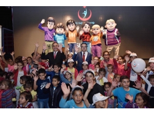 ’Sağlıklı Tayfa, Rafadan Tayfa’ Müzikali Mersin’de