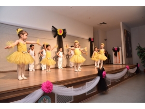 Çksm Öğrencileri Dönemi Gösteriyle Noktaladı