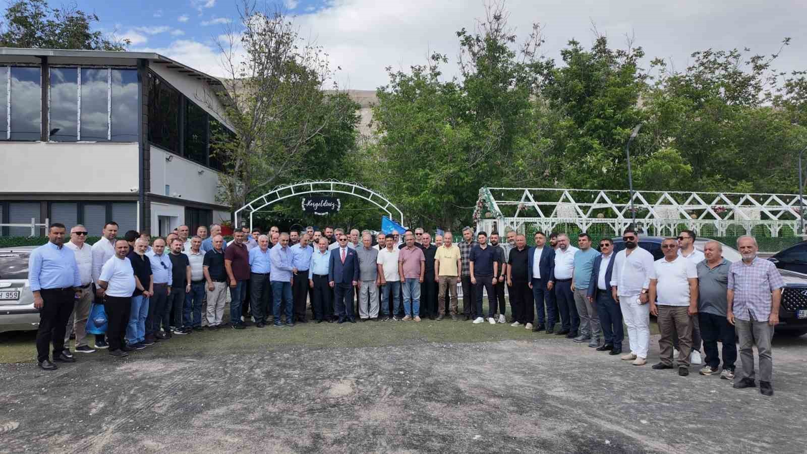 eken-gurun-de-stso-uyeleriyle-bulustu
