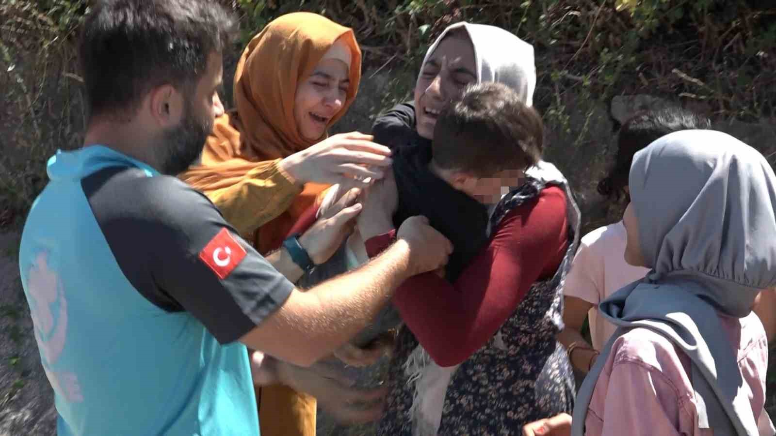 kaybolan-cocuguna-kavusan-anne-sevincten-bayildi