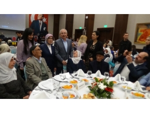 Mardin’de Bir Yastıkta 40 Yıl Evli 47 Çifte Özel Program