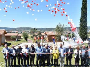 İzmir’de Çifte Sevinç
