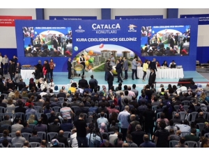 Kiptaş Çatalca Konutlarında Hak Sahiplerinin Daireleri Kura İle Belirlendi