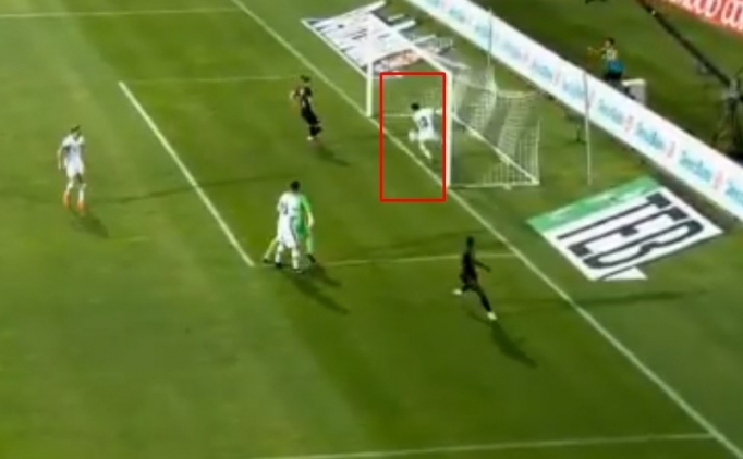 Osmanlıspor - Beşiktaş Maçında Ilginç Pozisyon