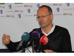 İrfan Buz: “Umudumuz Devam Edecek Mi Veya Etmeyecek Mi Diye Yarınki Müsabakaya Bakacağız”