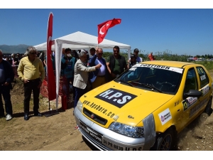 Otokros Yarışları Nefes Kesti