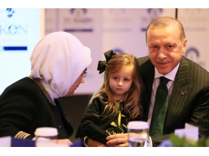 Cumhurbaşkanı Erdoğan: “Kudüs, Filistin’in Başkentidir, Bunu İslam Dünyası Olarak Biz Böyle Biliyoruz”