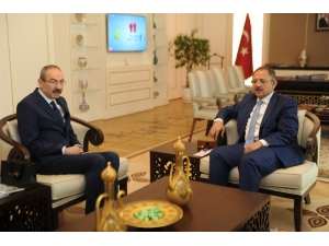 Kto Yönetim Kurulu Başkanı Ömer Gülsoy, Bakan Özhaseki’yi Ziyaret Etti