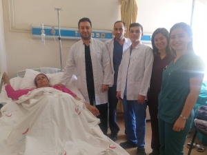 Karnından 4,5 Kiloluk Kitle Çıktı