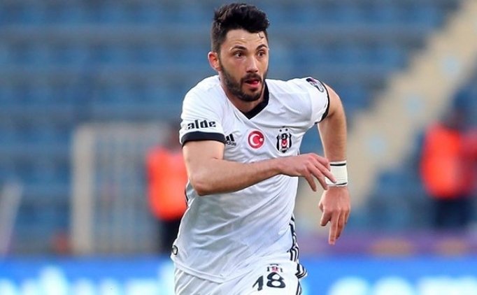 Beşiktaş'tan Tolgay Ve Sakatlık Açıklaması