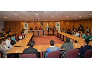 Liseli Öğrenciler Üniversiteyi Tanıdı