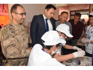 Reşadiye’de Bilim Fuarı Açıldı