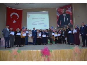 Okuryazar Olan 37 Kursiyer Belgelerini Aldı