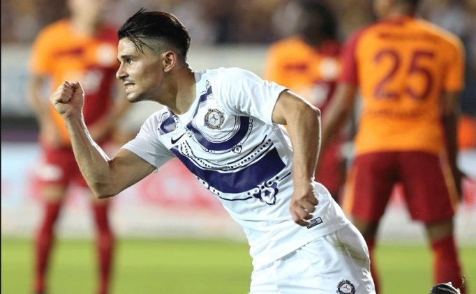 Galatasaray'da Fatih Terim'in Ilk Transfer Hedefi