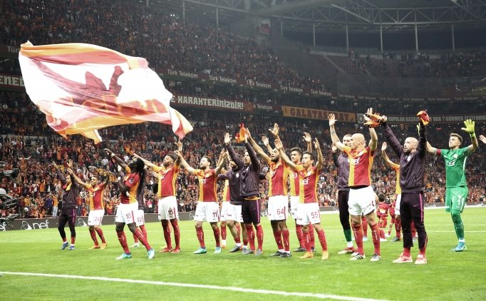 Galatasaray'ı Devler Ligi'nde Zorlu Rakipler...