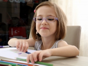 Minik Elif İçin 25 Bin İmza Toplandı