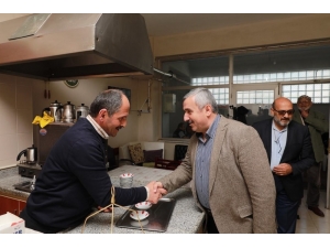 Başkan Baran, Esnaf Ve Vatandaşla Bir Araya Geldi