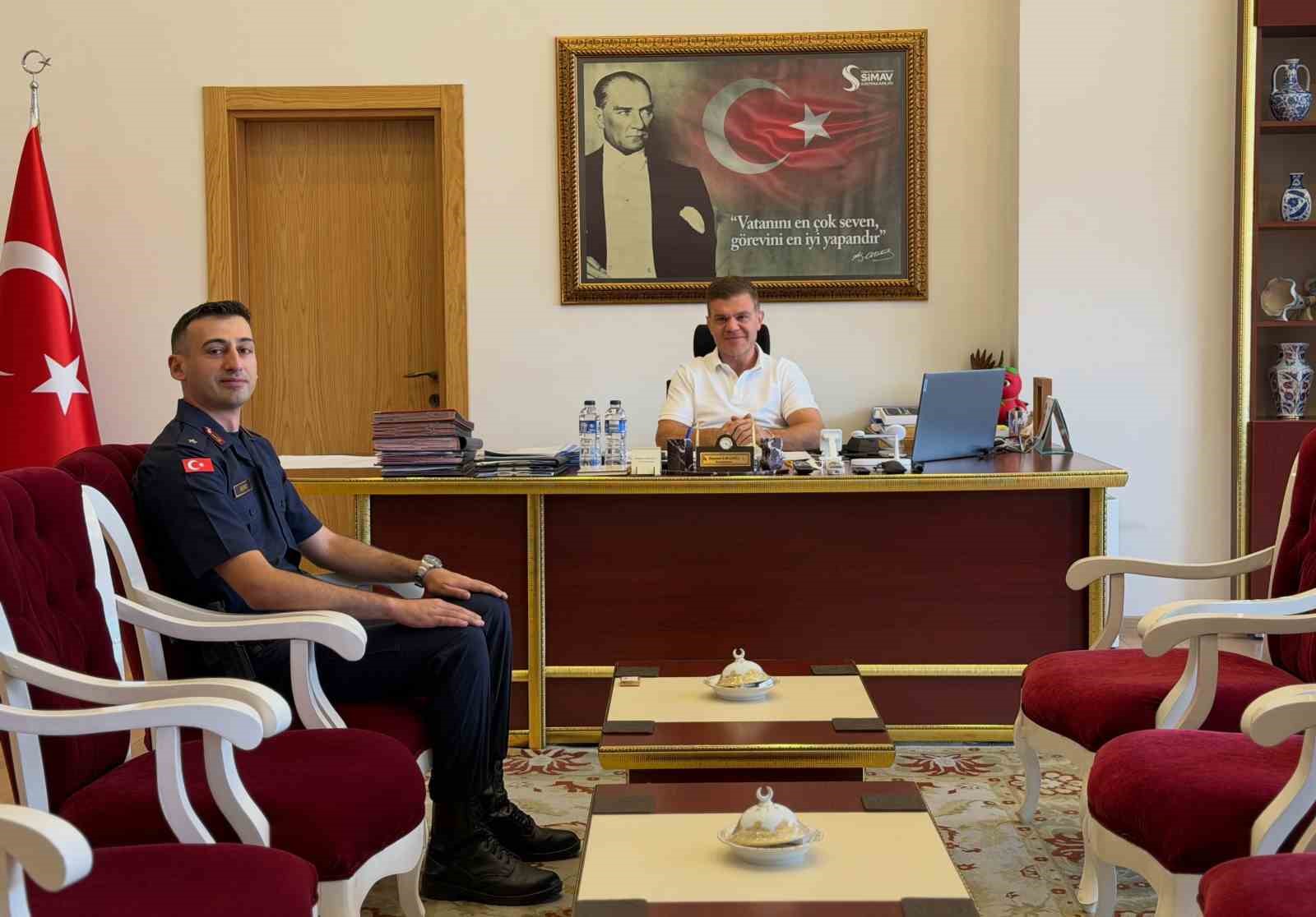 simav-ilce-jandarma-komutani-erdem-akinci-gorevine-basladi