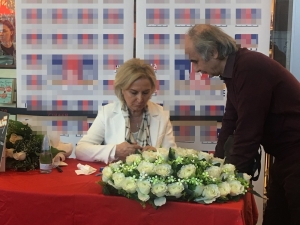 Ünlü Besteci Albüm Kazancını Mehmetçik Vakfı’na Bağışlayacak