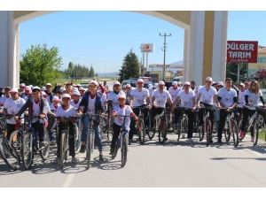 Altıntaş’ta “Sağlıklı Yaşam İçin Pedal Çevir” Etkinliği