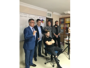 Eskişehirli Kuaförler Çağa Ayak Uyduruyor