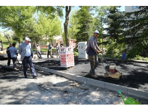 Odunpazarı Belediyesi Fen İşleri Müdürlüğü Ekiplerinin Asfalt Çalışması