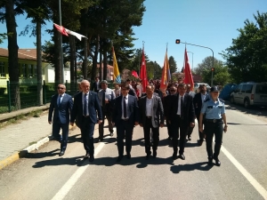 Gençlik Haftası Gençlik Yürüyüşü İle Başladı