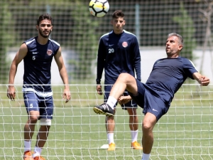 Antalyaspor Derbi Hazırlıklarını Sürdürdü