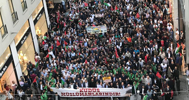 Abd'nin Büyükelçiliğini Kudüs'e Taşıması Ve İsrail Katliamları Taksim'de Protesto Ediliyor