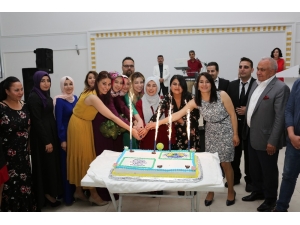 Erdemli Belediyesi Etüt Merkezi, İlk Mezunlarını Verdi