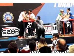 Çelik Bilek Altay Muğla’ya İlk Altın Madalyayı Kazandırdı