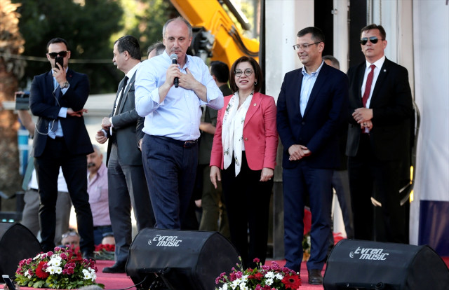 Muharrem İnce'den Dikkat Çeken Seçim Tahmini: Birimiz Yüzde 38, Birimiz 40