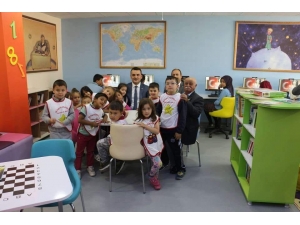 Özel Eğitim Öğrencilerinden Özel Gösteri