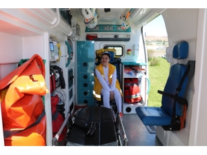 Otizmli İkbal’in Ambulansla Gezme Hayali Gerçek Oldu