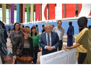 Moda Tasarımı Bölümü’nden "Dönüşüm Sergisi"