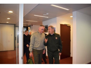 Hulusi Akar, Abd’li Mevkidaşı İle Görüştü