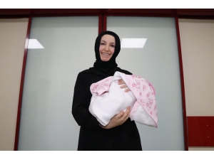 Parmak Bebek Hatice Büşra 105 Günün Ardından Yaşama Tutundu