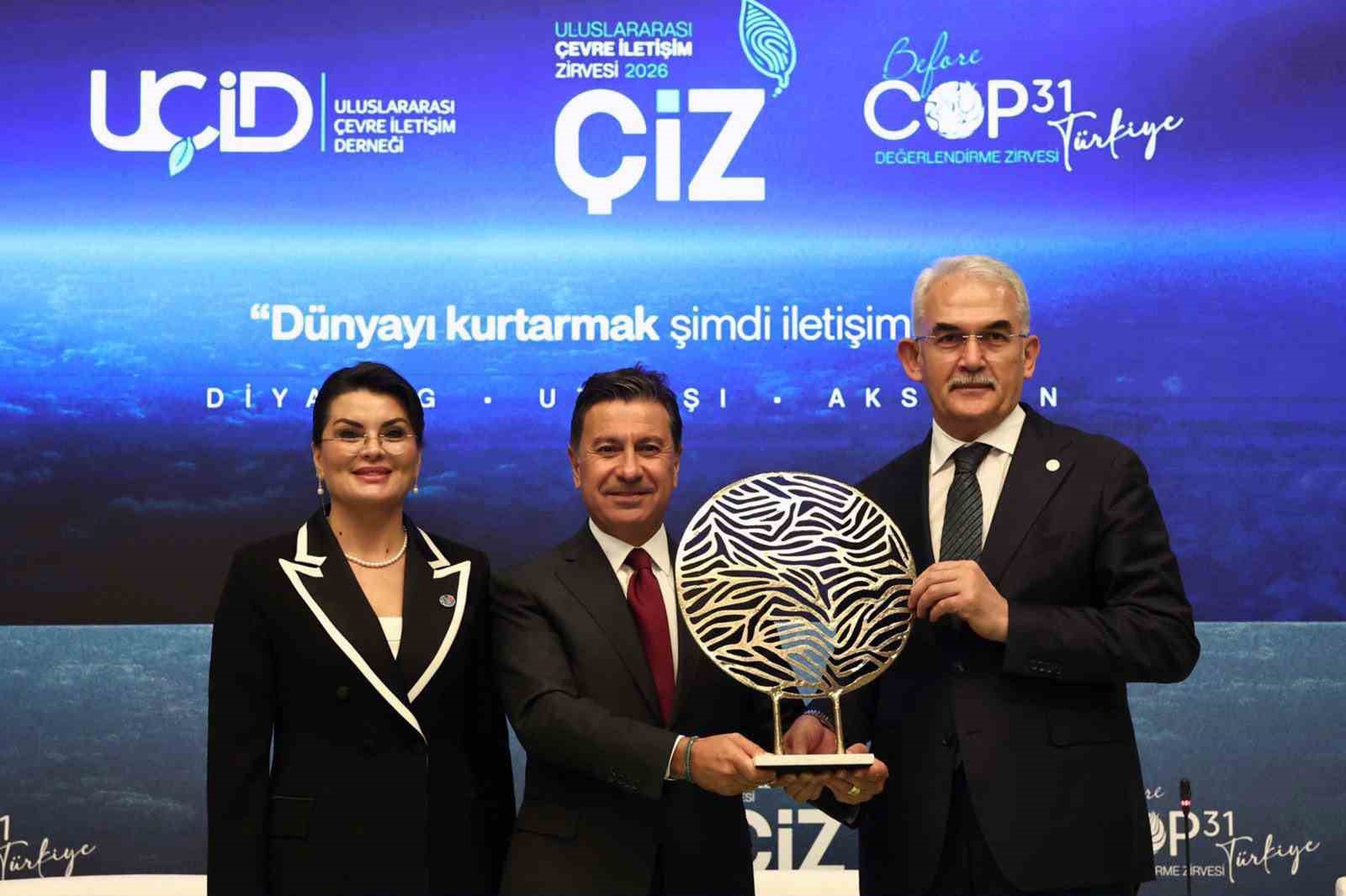 baskan-aras-cop31-oncesi-turkiye-diyaloglari-zirvesi-ne-katildi