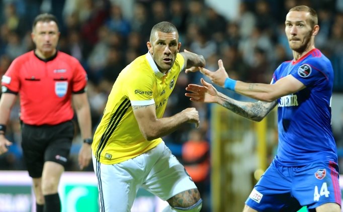 Fenerbahçe'de Fernandao Sınıfı Geçti!