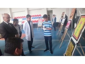 Öğrencilerinden Ortak Resim Sergisi