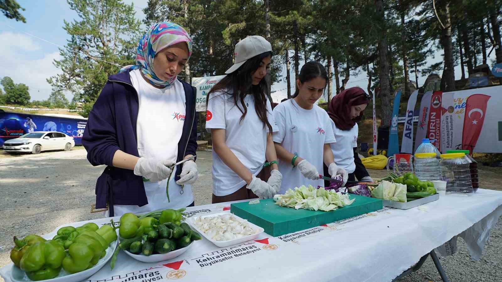 pusula-maras-tan-genclere-gastronomi-kampi